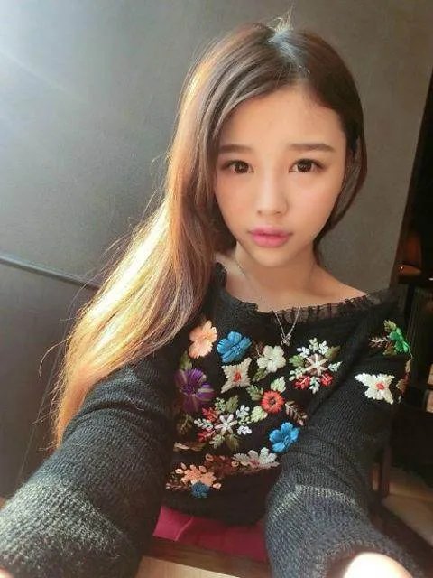 李幽子的人物简介