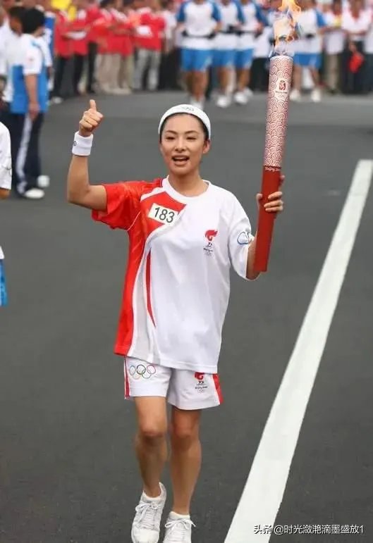 退役19年,“体操小花”刘璇去哪了?现状怎么样了?