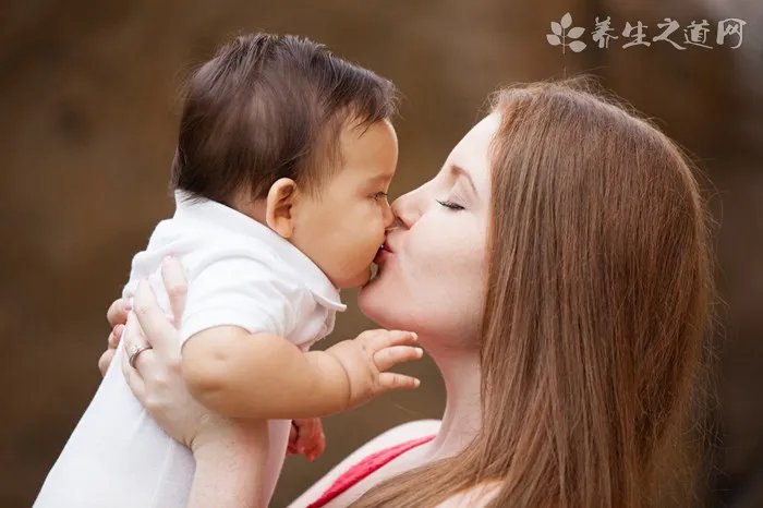 男女必看的亲吻的技巧 ,一吻定情让爱情更甜蜜