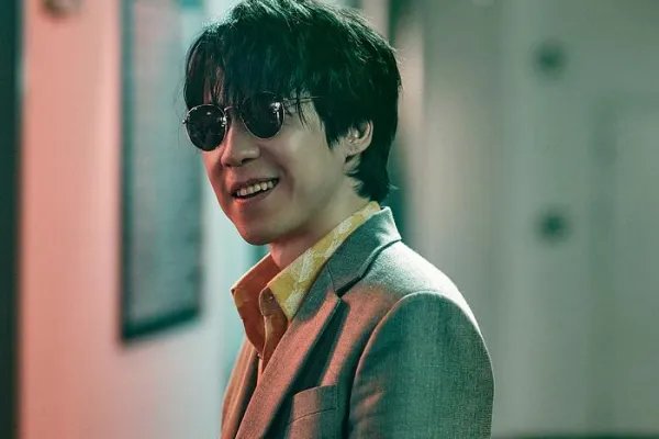 《扫黑风暴》收视率遥遥领先,拍摄该电影的目的是什么?