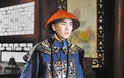 清朝官服上面的图案叫什么 这些图案都代表什么
