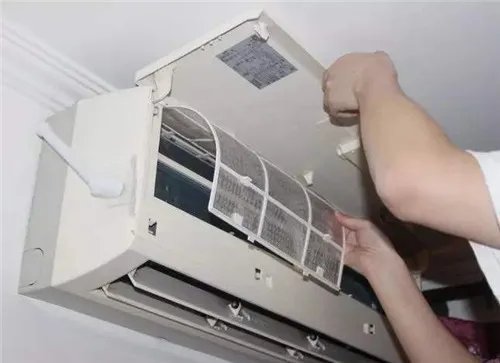 空调过滤网在哪