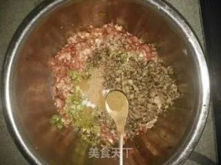 炸肉丸