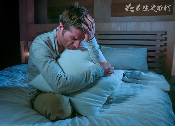 清漆有颜色吗