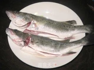 清蒸鲈鱼