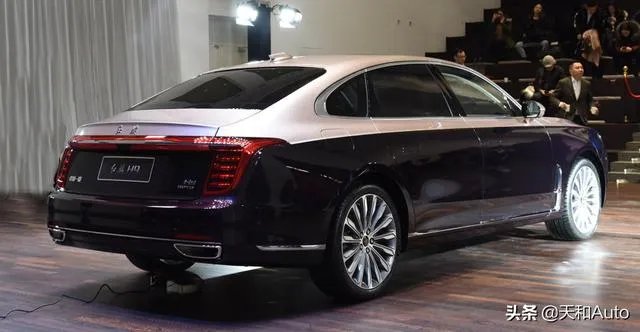 红旗H9,定位中大型轿车,你认为定价约为多少?