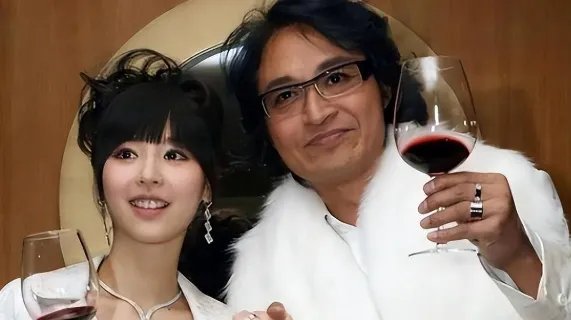 马景涛和吴佳妮离婚,为了弟弟抛弃妻子和2个儿子,是借口还是真心?