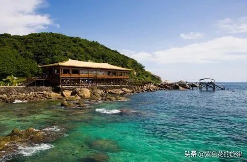 三亚哪里适合下海