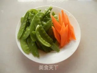 荷兰豆炒腊肉