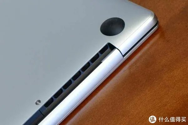 华为MateBook X Pro 2022款开箱评测:智慧办公重新定义生产力工具