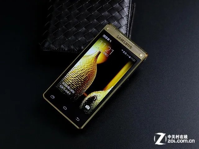 报价过万高端机 三星W2015报价14500元