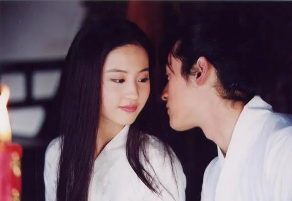 仙剑奇侠传1剧情介绍（一直没搞懂的《仙剑》剧情，为何第一次见面，姥姥就逼逍遥娶灵儿）