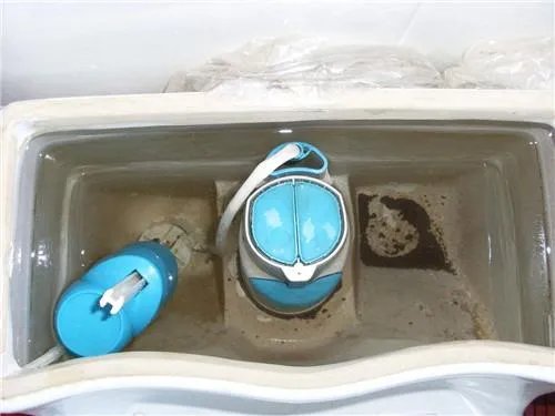 马桶水箱水位调节方法有哪些
