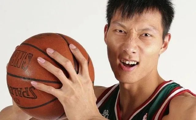 易建联正式签约湖人,他能否打出符合800万美元身价的表现?