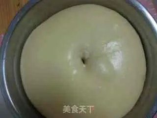 巨蛋面包