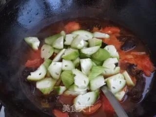 番茄丝瓜鸡蛋汤