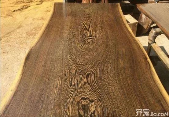 什么是鸡翅木？鸡翅木家具的优缺点与辨别方法