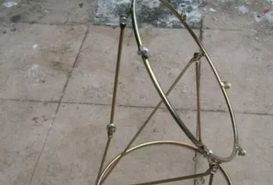 刚买的户户通小锅盖卫星天线如何安装?
