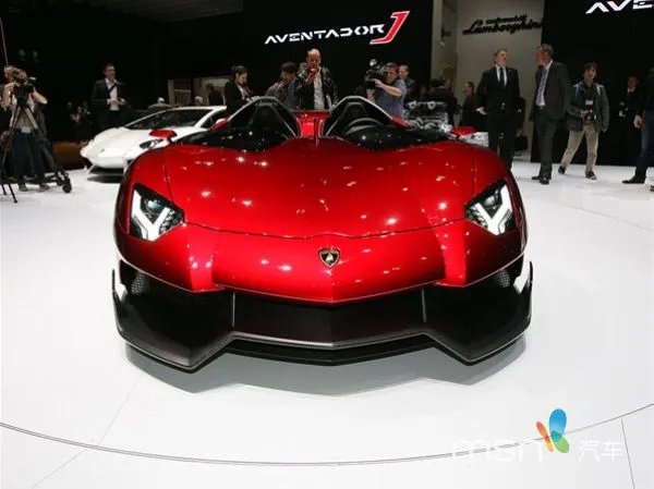 兰博基尼Aventador J的车型详解