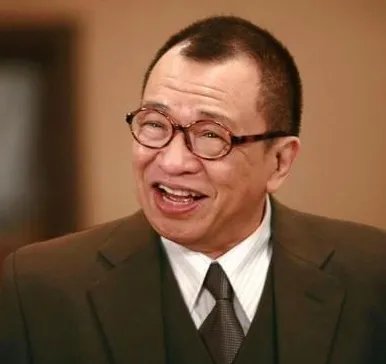 奔驰雄