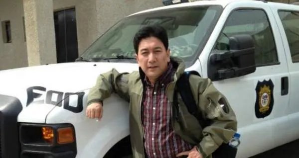 在妻子身患重病的时候水均益转身离开，迎娶了杨迪，他为什么这样做？