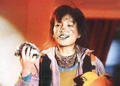 女明星扮演乞丐,那个一个最像真正的“苏企鹅”?那个最美?