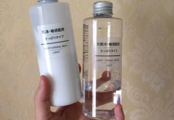 哪些化妆品补水效果比较好?能不能推荐几款?