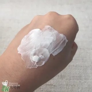liz earle洁面乳怎么样?liz earle洁面乳好用吗?