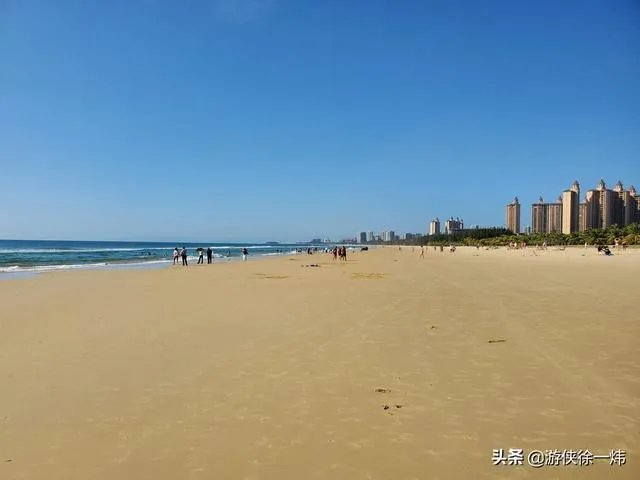 三亚哪里适合下海