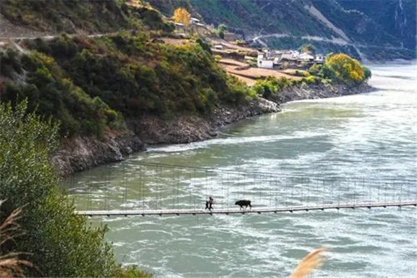 中国最长的河流排行榜:母亲河第2 只有第5未建造水电站