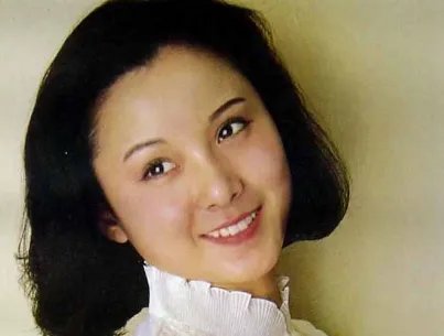 晴雯扮演者