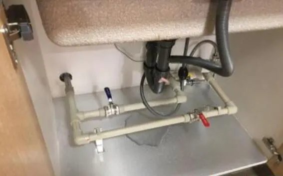 厨房水管漏水怎么办？厨房水管漏水维修