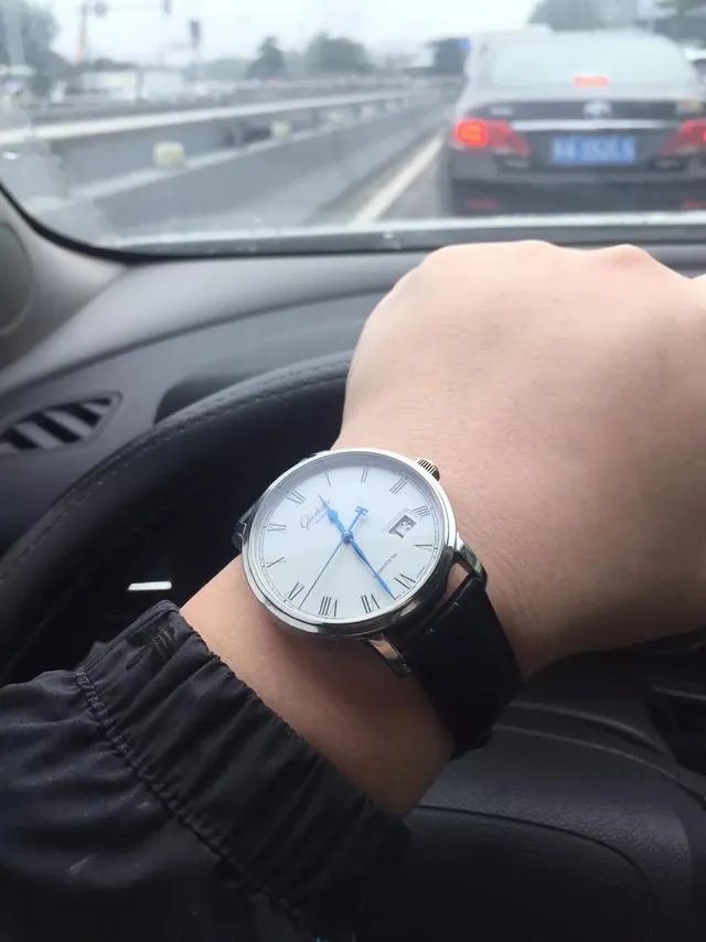 说起德国手表,你最先想到哪个品牌?