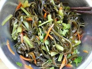 拌海带丝