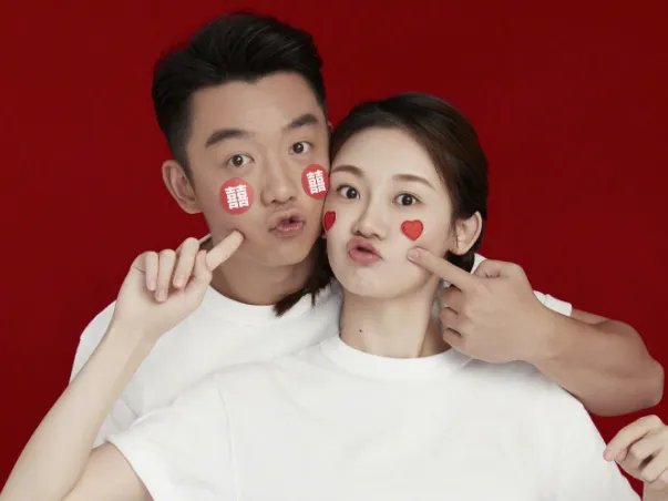 郑恺为什么会闪婚？他与苗苗是怎么认识的？