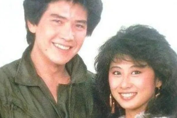 “费翔父母的爱情故事异常浪漫”，网友为何会这样羡慕费翔的父母？