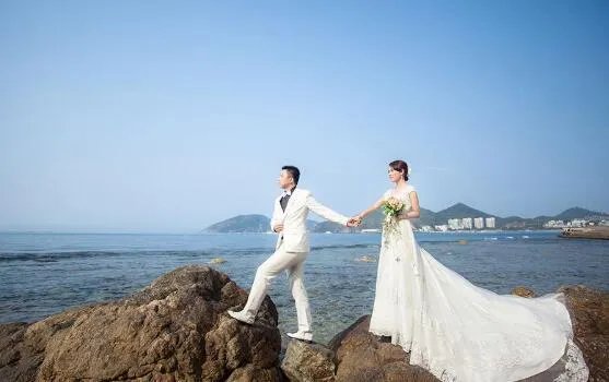拍婚纱照厦门哪里最好 厦门婚纱摄影价格一般多少