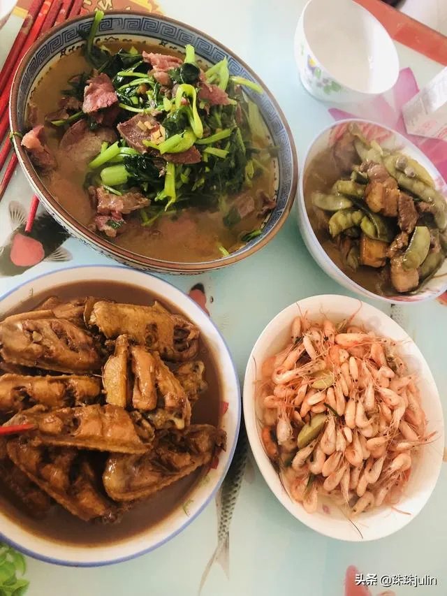 中秋节到了，敢不敢晒晒团圆饭照片？
