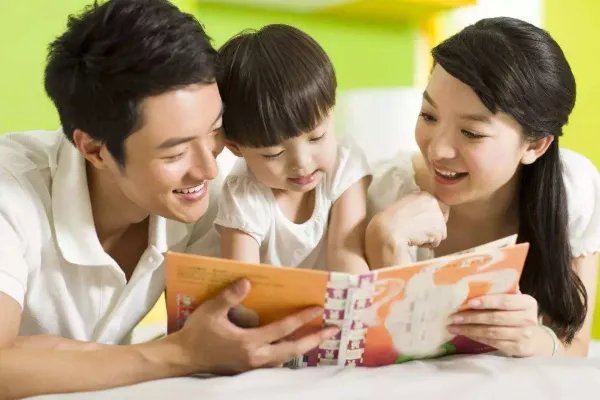 太可怕!7岁男孩1分钟3次横穿马路被撞,家长该承担哪些责任?