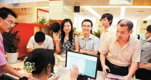 深圳婚姻登记怎么预约  婚姻登记处周末休息吗
