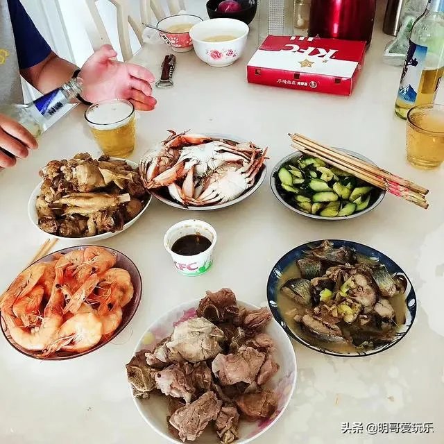 中秋节到了，敢不敢晒晒团圆饭照片？