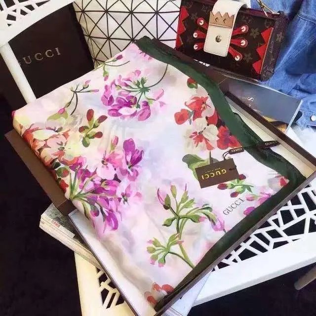 高档丝巾品牌排行榜2017 高档的丝巾品牌有哪些