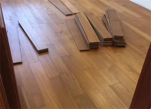 实木地板的优点和缺点分别是什么