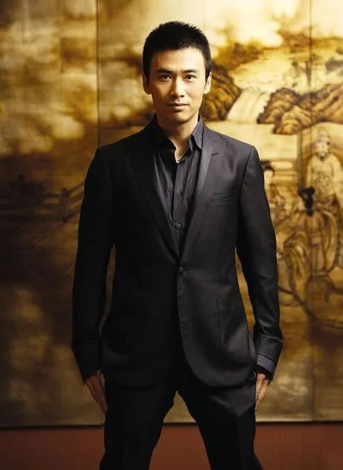 柳云龙的妻子的图片大曝光  名草其实早已有主