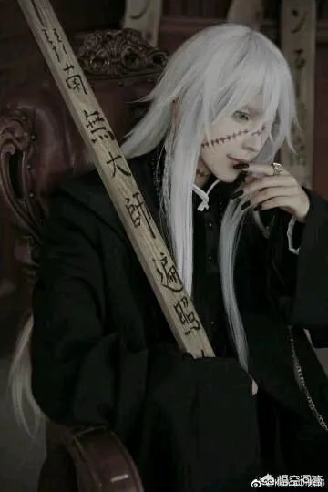 求黑执事同人文？