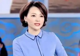 董卿夫妇罕见同框!穿情侣装高调秀恩爱,他们的感情如何?