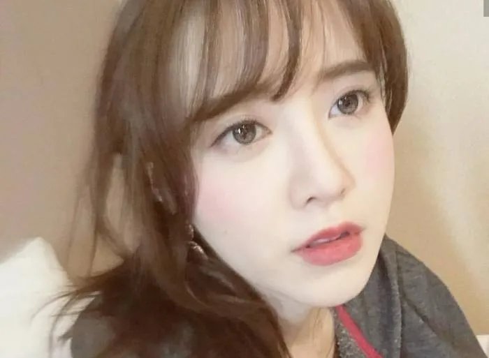 申爱罗和具惠善，你觉得谁更好看？