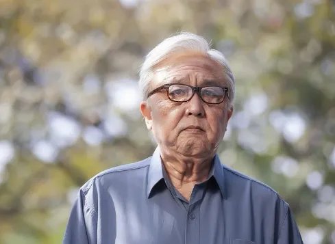 郭德纲老说于谦的父亲,于谦的父亲会在意吗?