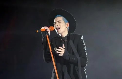 萧敬腾怎么就成了雨神呢？