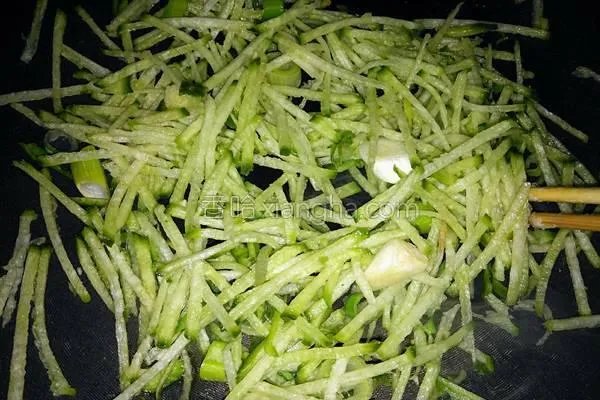 萝卜疙瘩汤做法家常做法？